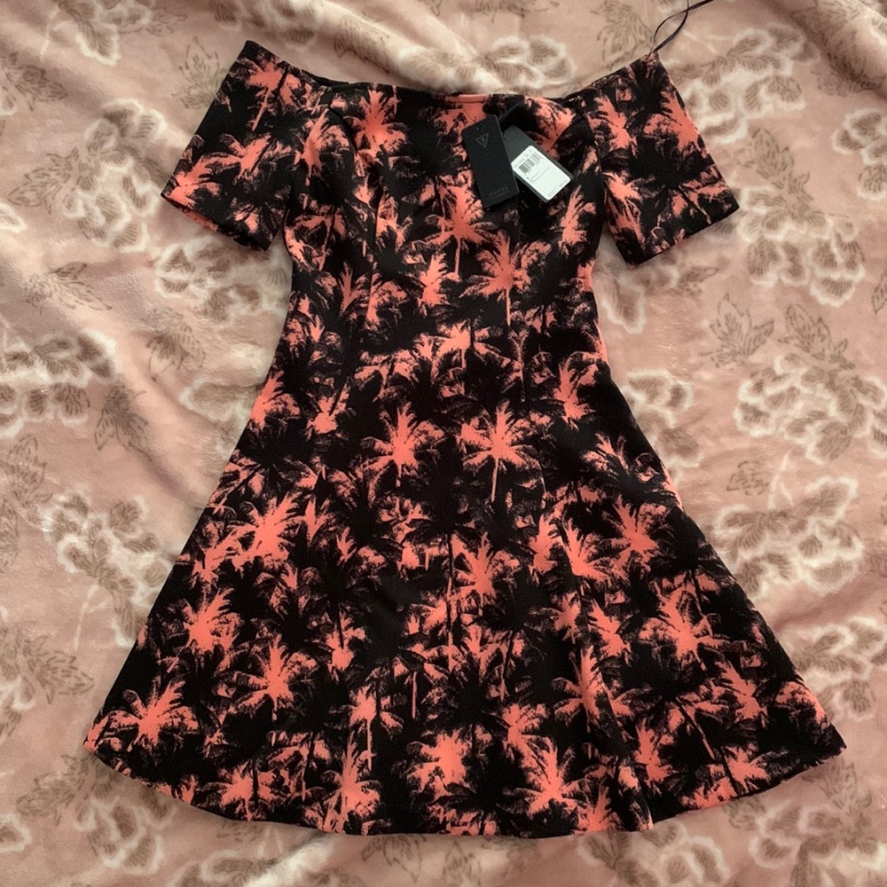 Guess palm tree mix up pink off the shoulder fit n flare dress